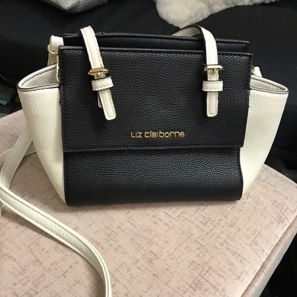 Liz Claiborne crossbody purse